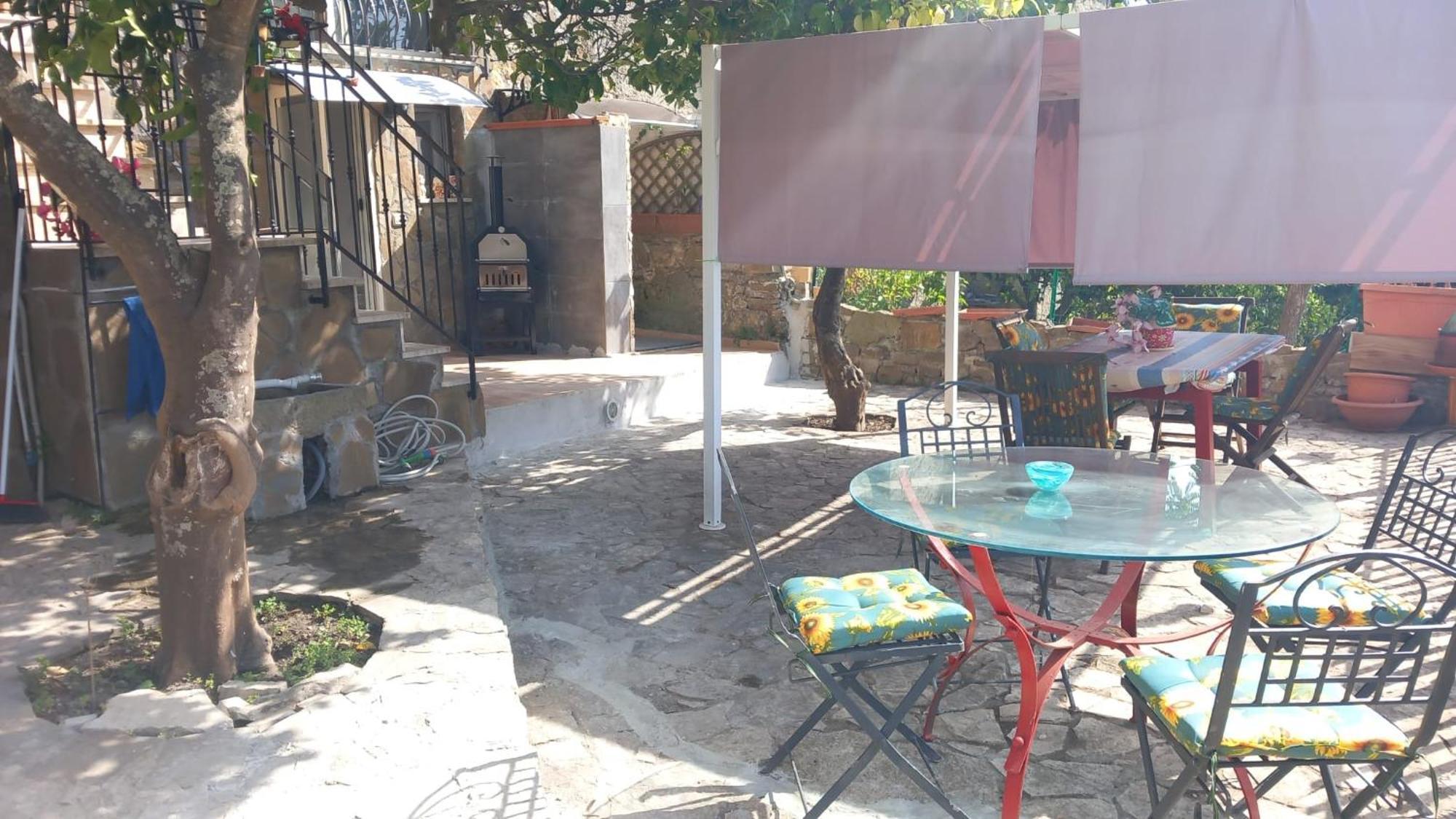 Loft Rosa Con Terrazza, Bagno Privato E Doccia Esterna Hotel Cannicchio Exterior photo