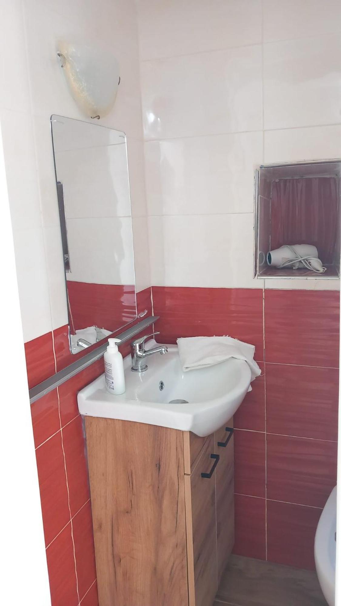 Loft Rosa Con Terrazza, Bagno Privato E Doccia Esterna Hotel Cannicchio Exterior photo